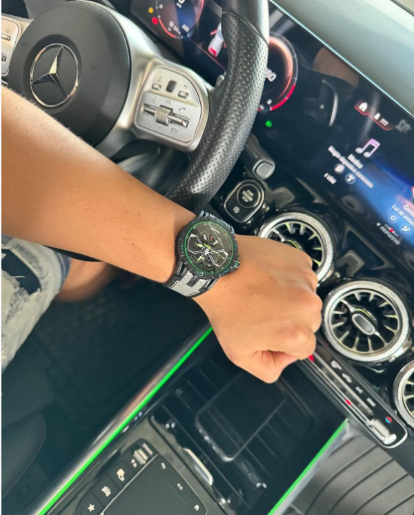 ROGER DUBUIS